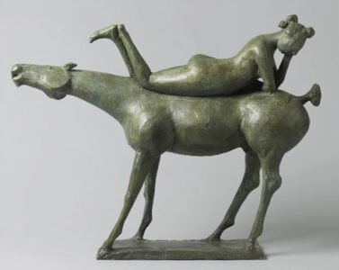 Olivia Musgrave, Amazon Reading, 2019, Bronze, 17 x 30 x 6 inches