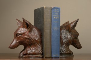 Rikki Morley Saunders, Fox Bookend, 2012, bronze, 7 1/2 x 6 x 5 3/4 inches, edition of 24
