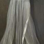 Judith Pond Kudlow, Veil, Oil on canvas, 40 x 18 inches